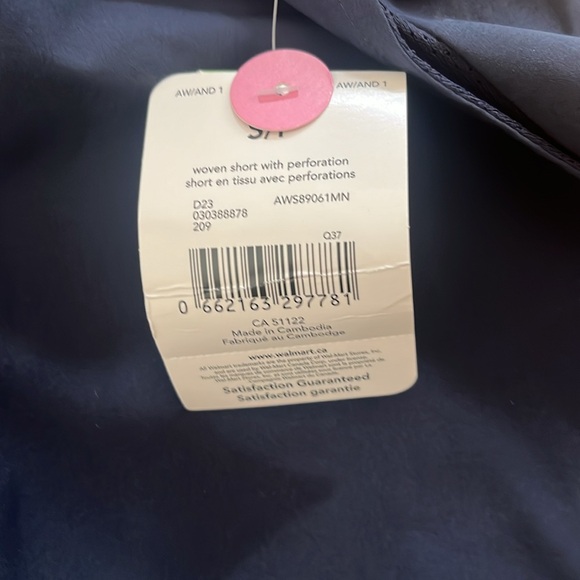 NWT Men’s athletic shorts size S - Picture 3 of 3